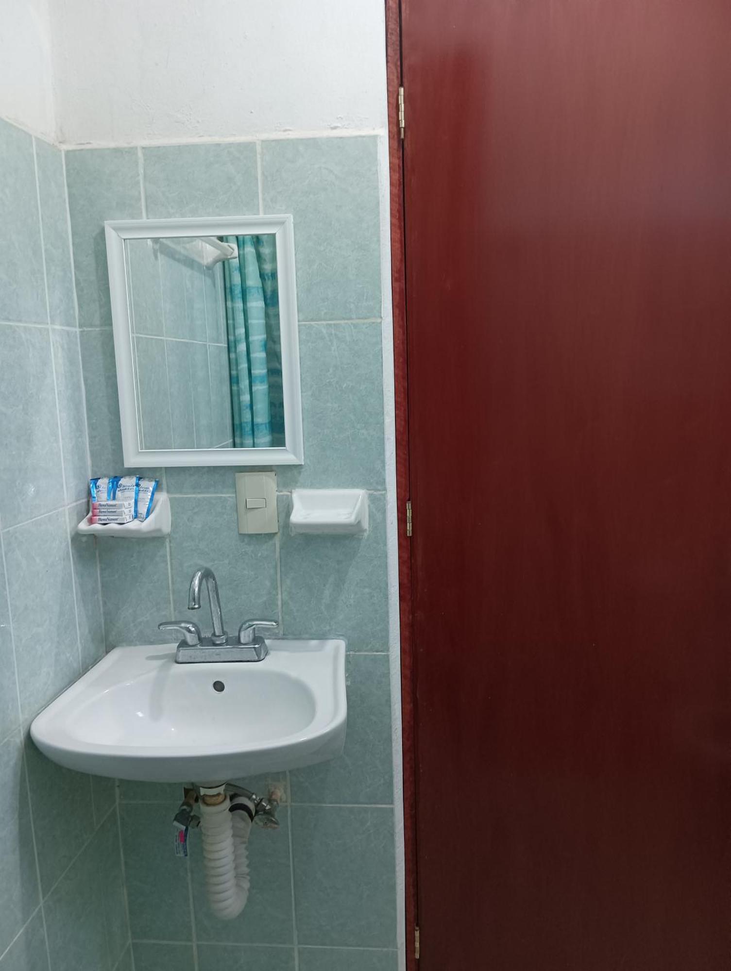 Alojamiento Ya'Ax Nah プレヤデルカーメン 部屋 写真